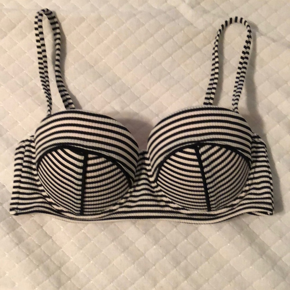 Bikini top